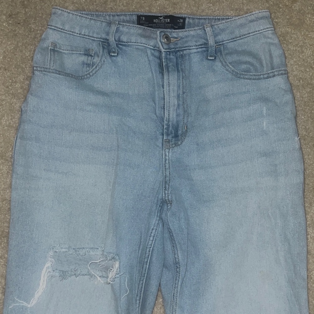 Hollister Ultra High Rise Stacked Vintage Straight Jeans
